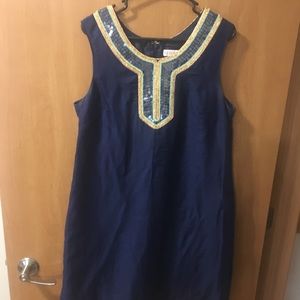 Sleeveless, mid dress.